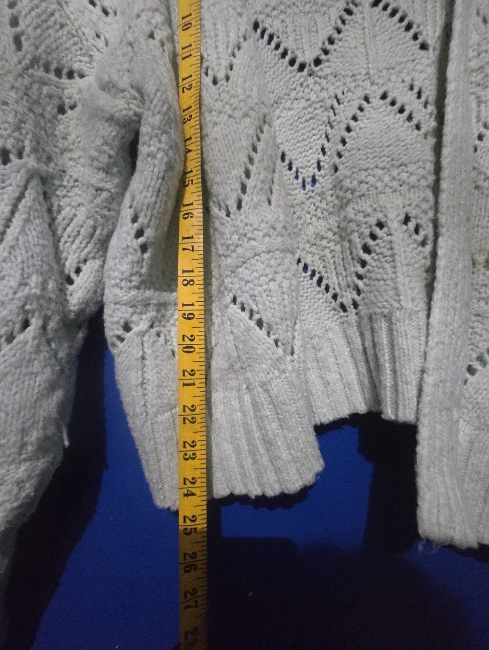 Hippie Rose sweater cardigan Preowned Size Medium